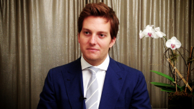 Meet Cosmetic Dentist to the Stars Dr. Michael Apa