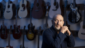 Men at Works Colin Hay on New Album Meaning Behind His Greatest Hits and Working with Ringo Starr