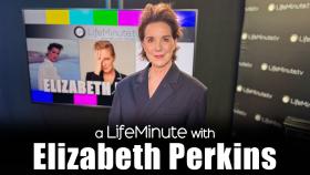 Elizabeth Perkins Says Working with Dan Levy and Old Friend Laurie Metcalf on Netflix’s Big Mistakes Has Been “a Gift”